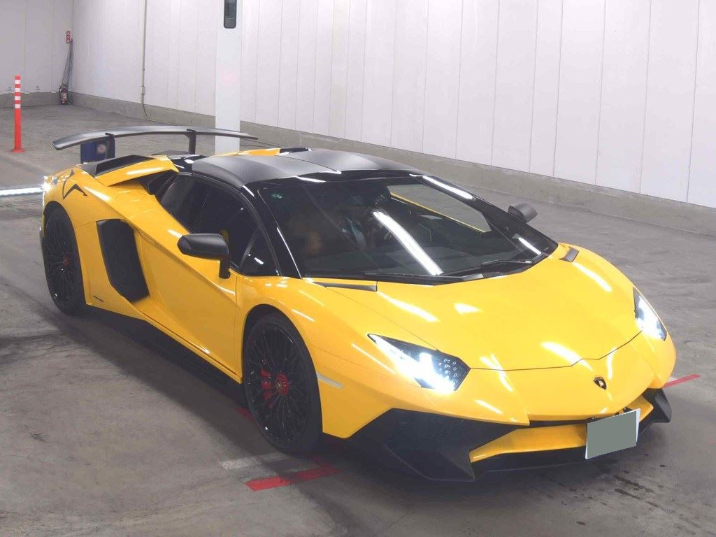 Lamborghini Aventador 2017 z aukcji japońskiej