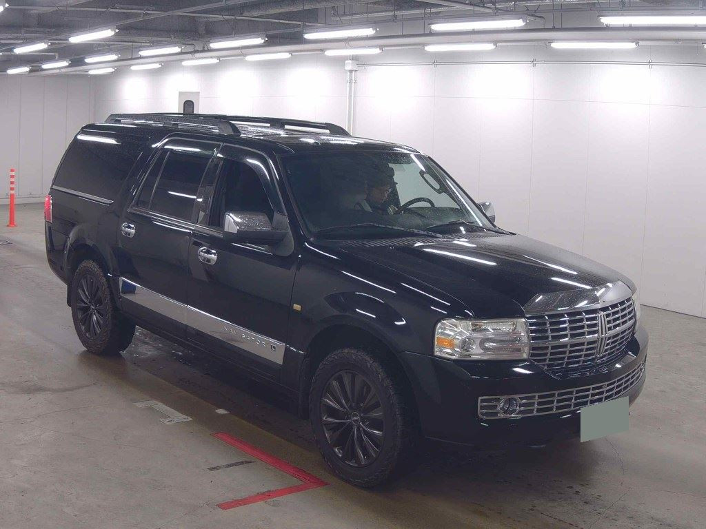 Lincoln Navigator 2012 z aukcji japońskiej