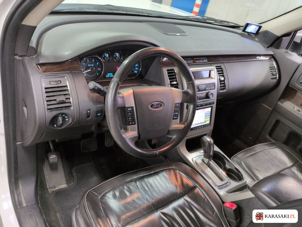 2011 Ford Flex 5