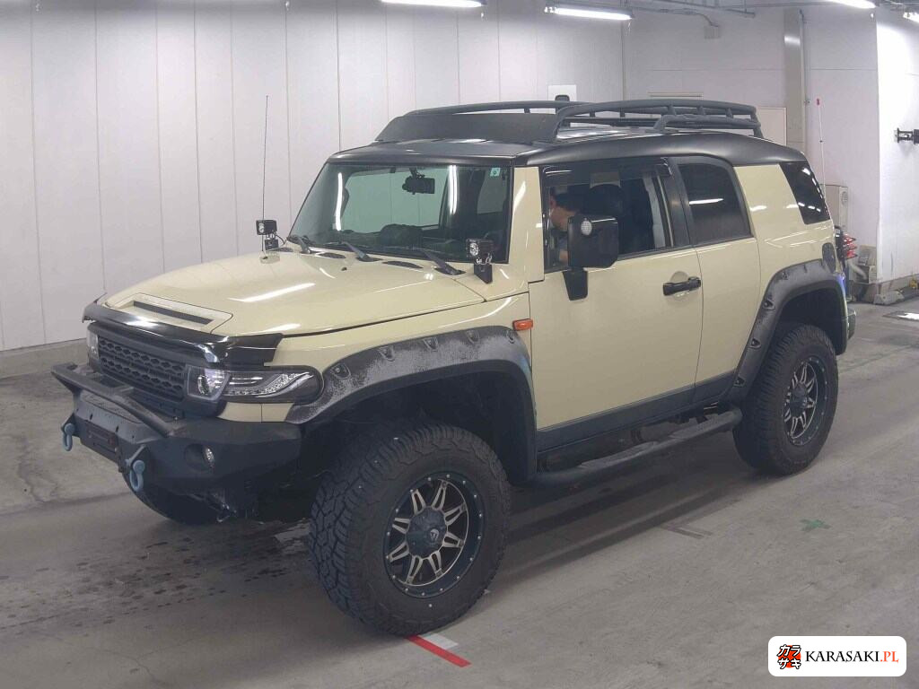 2013 America Toyota FJ Cruiser 4WD 3