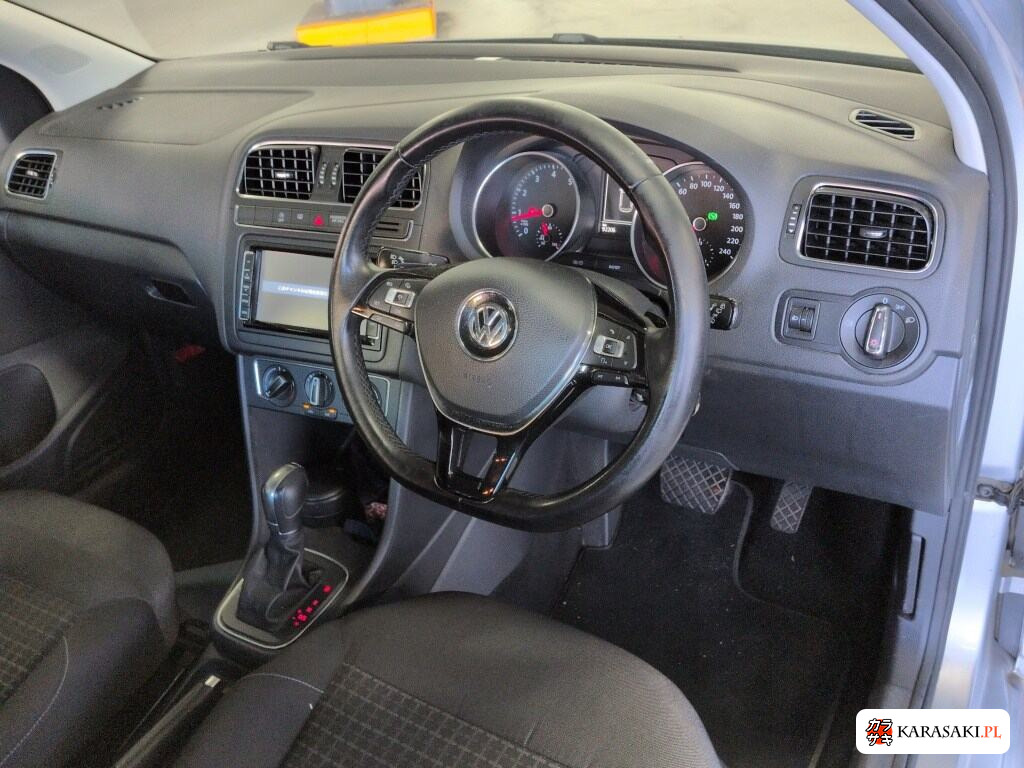 2014 Mercedes-Benz Polo 5D Tsi Comfort Line Upgrade Pack 5