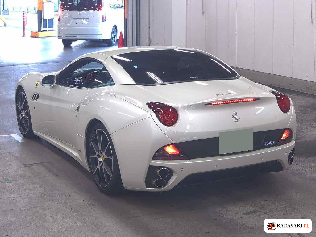2010 Ferrari California 2