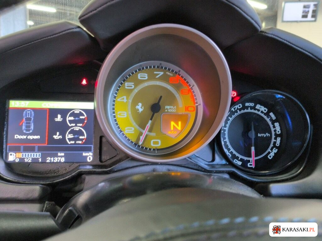 2010 Ferrari California 6
