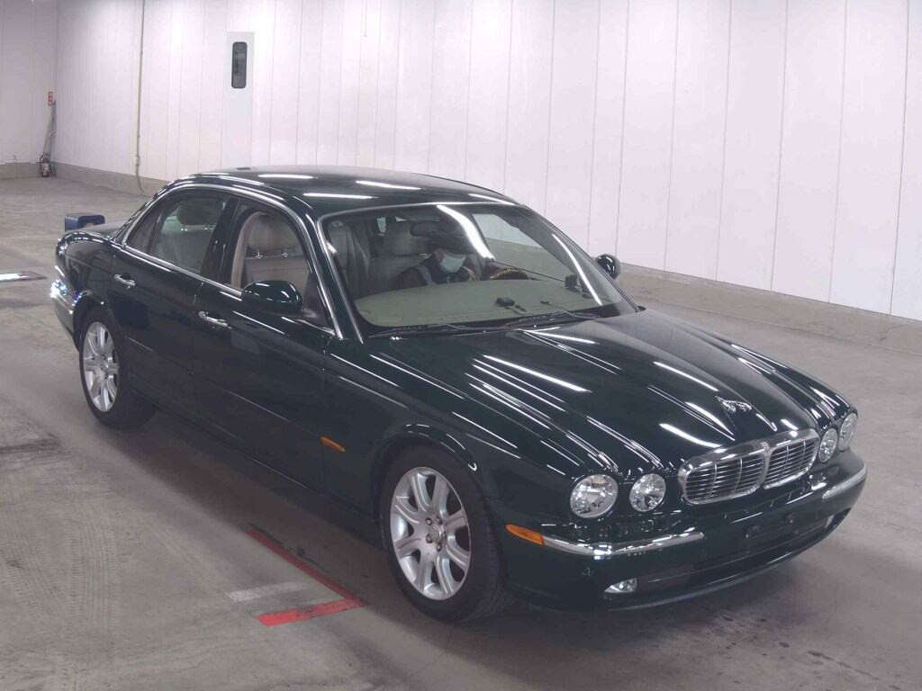 Jaguar XJ 2003 z aukcji japońskiej