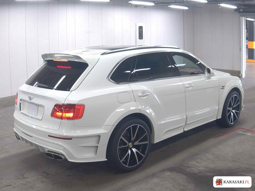 2017 Bentley Bentayga 4WD Base Grade 4