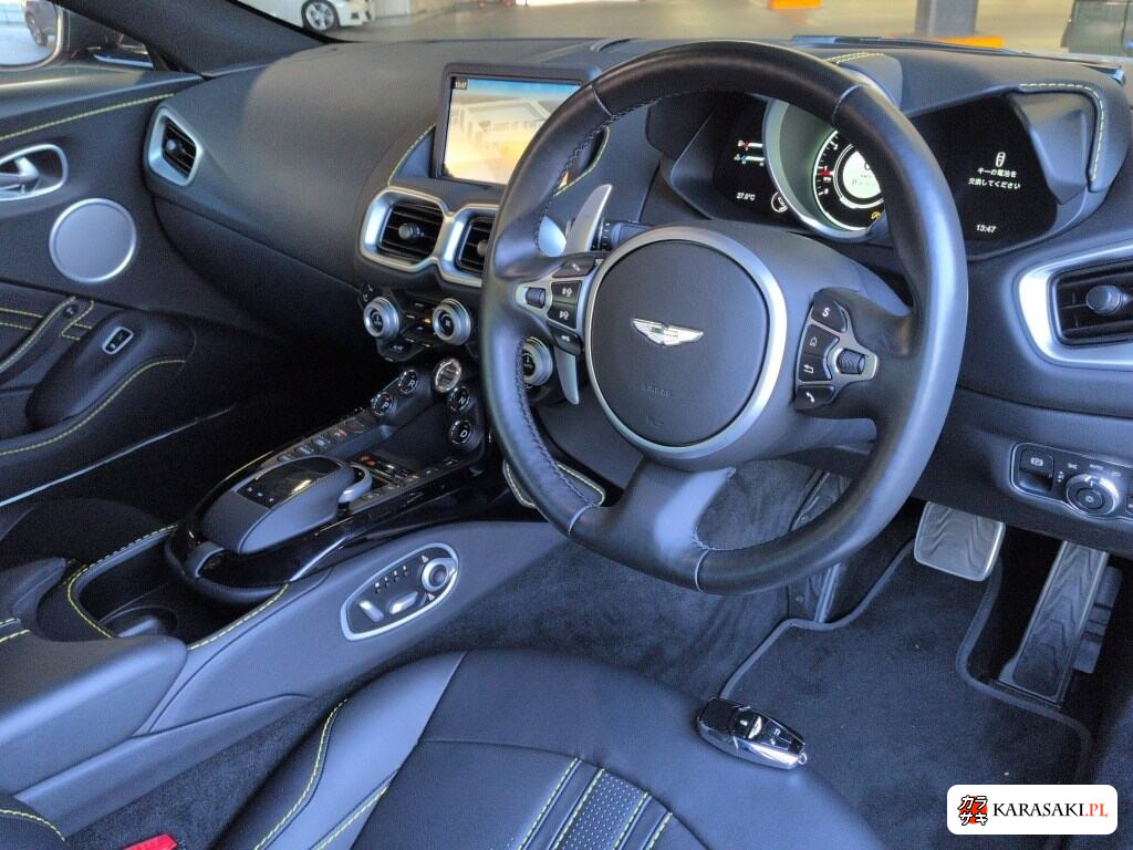 2022 Aston Martin V8 Vantage Op Roadster 5