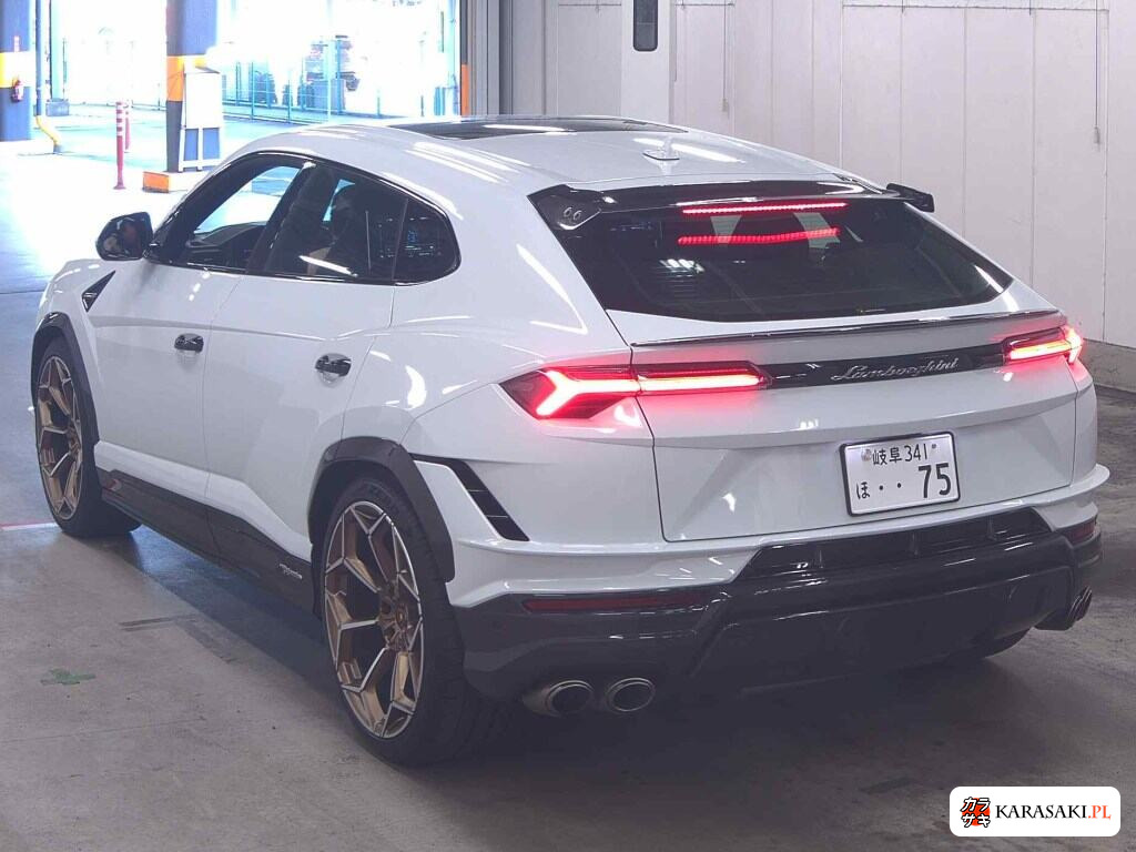 2024 Lamborghini Urus 4WD Performante 2