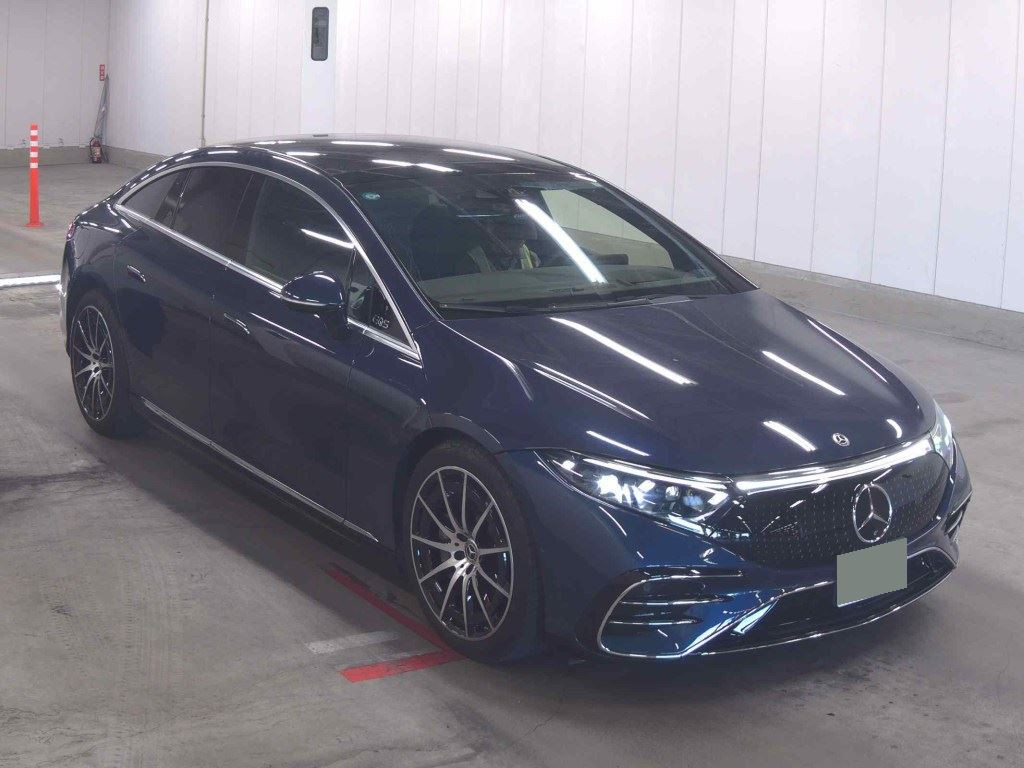 Mercedes-Benz Eqs 2024 z aukcji japońskiej
