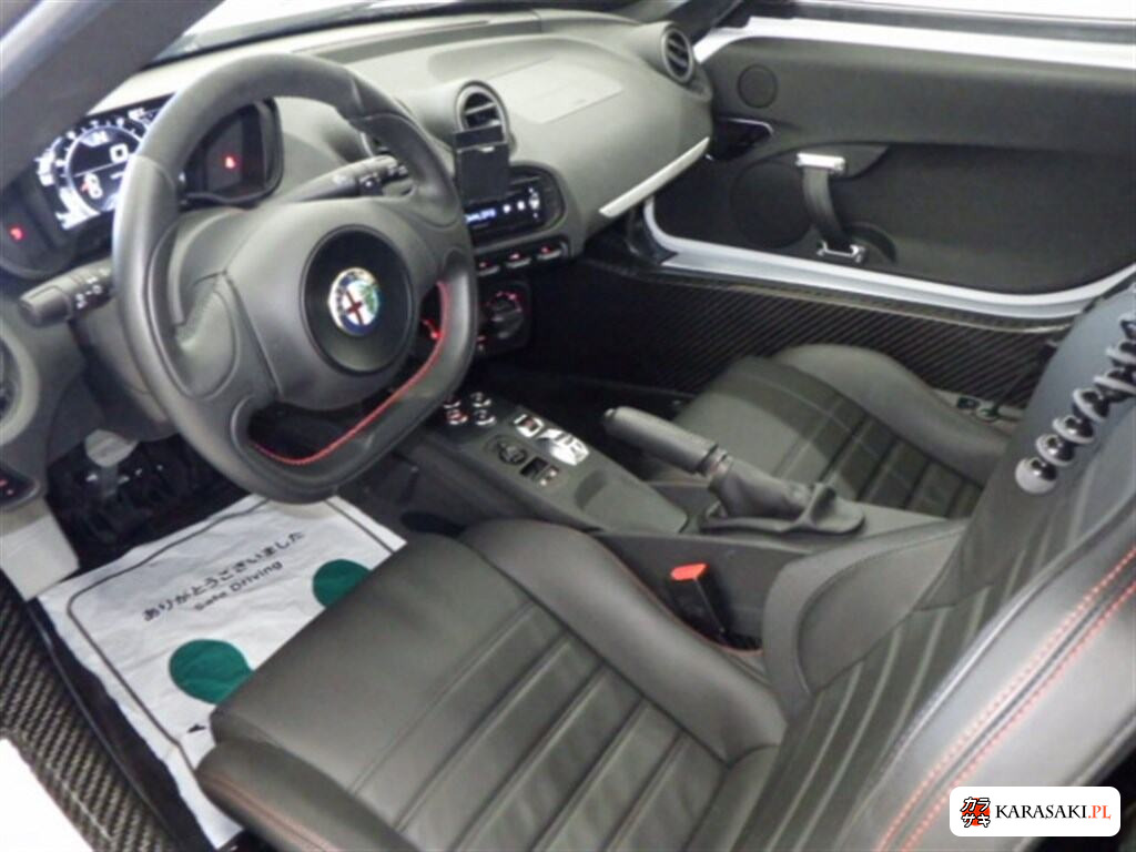 2015 Alfa Romeo 4C 5