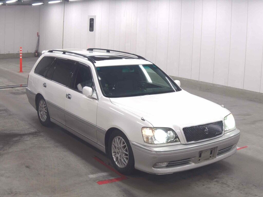 Toyota Crown Estate 2001 z aukcji japońskiej