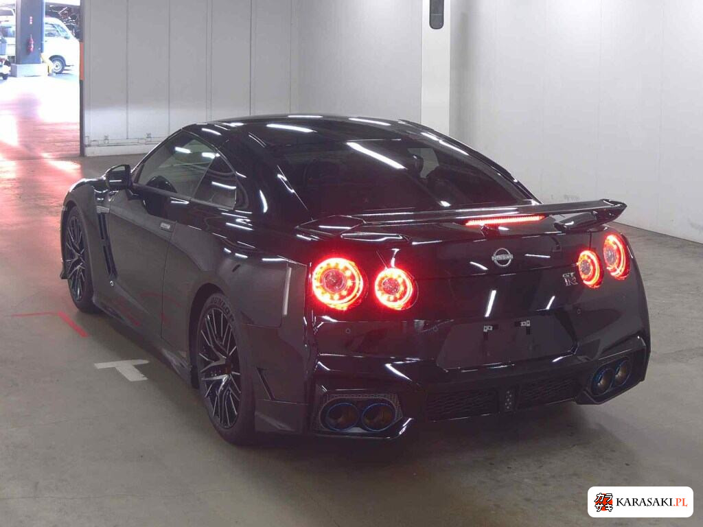 2023 Nissan GT-R 4WD Premium Edition 2