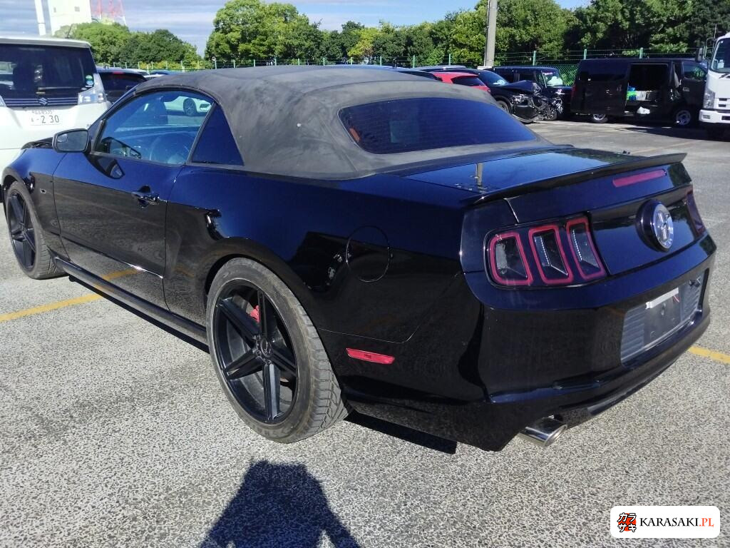 2016 Ford Mustang Op Convertible 2
