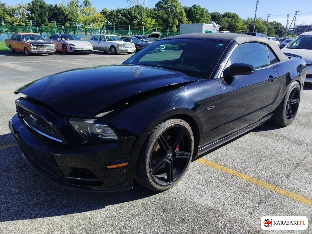 2016 Ford Mustang Op Convertible 3