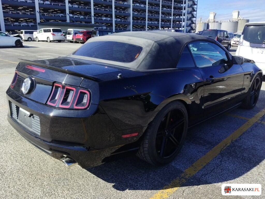 2016 Ford Mustang Op Convertible 4