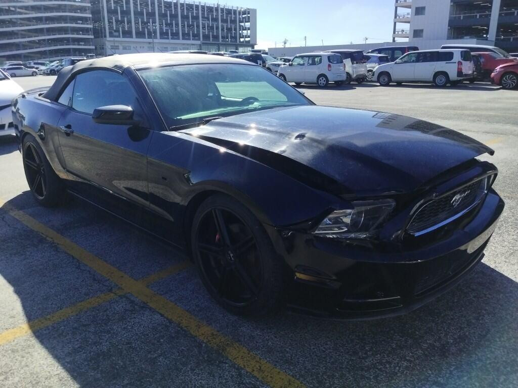 Ford Mustang 2016 з японського аукціону