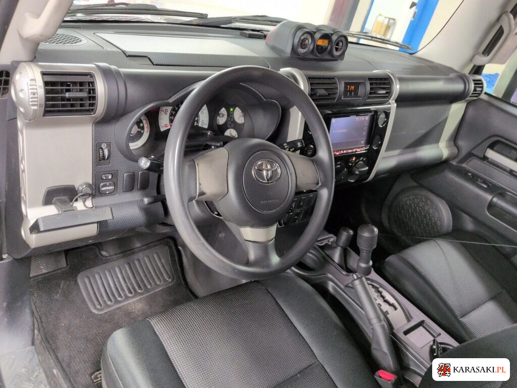 2007 America Toyota FJ Cruiser 4WD Base Grade 5