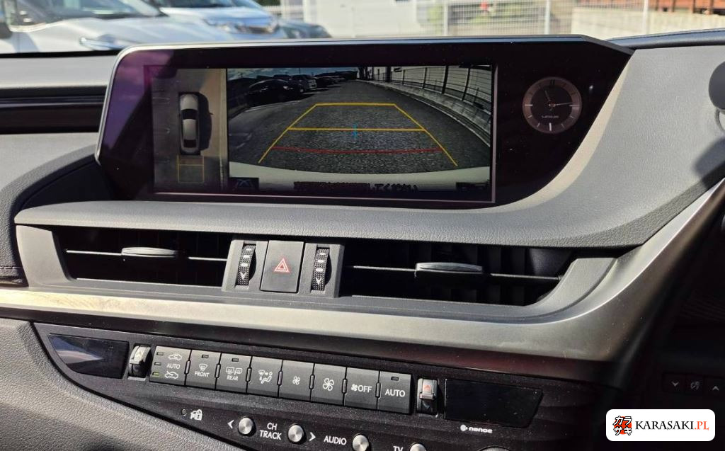 2021 Lexus Es ES300H 13