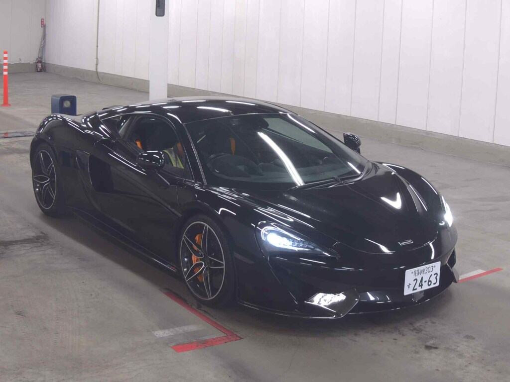 McLaren 570S 2017 z aukcji japońskiej