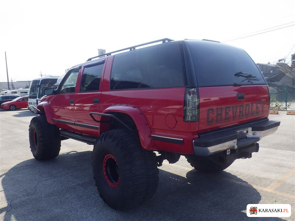 1996 Chevrolet Suburban 4WD 2