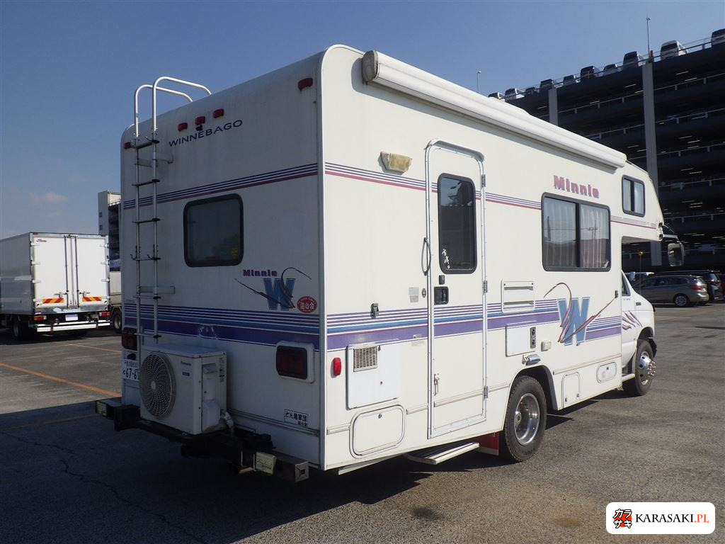 1999 Ford E-350 4D 4