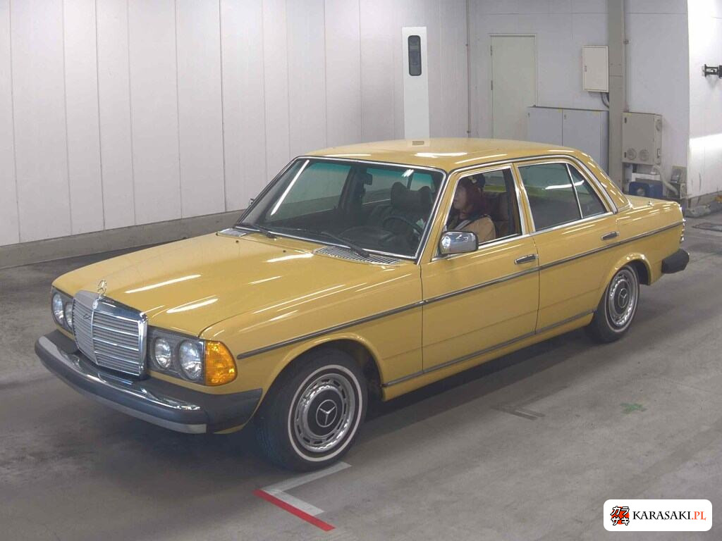 2018 Mercedes-Benz Medium Class 4D 300D 3