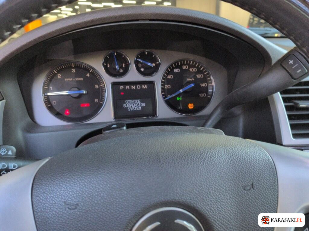 2010 Cadillac Escalade 6