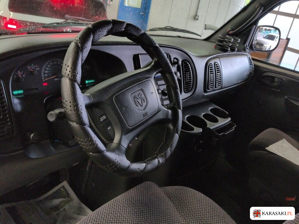 2004 Dodge Ram 4D 5