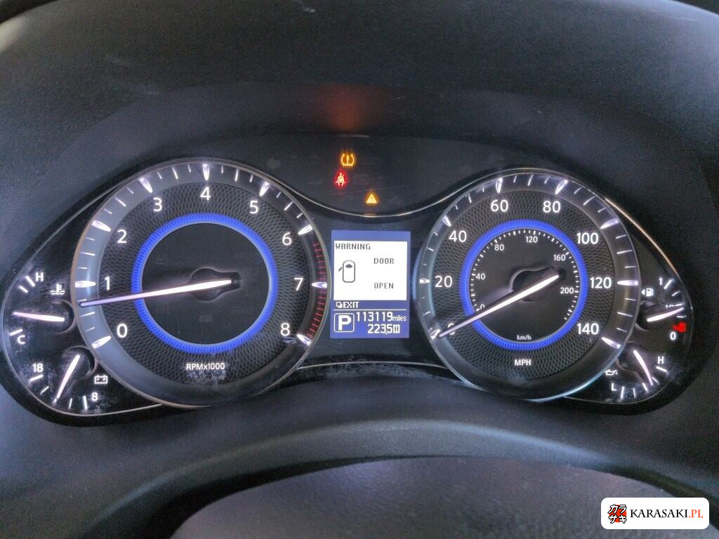 2014 Infiniti QX56 Base Grade 6