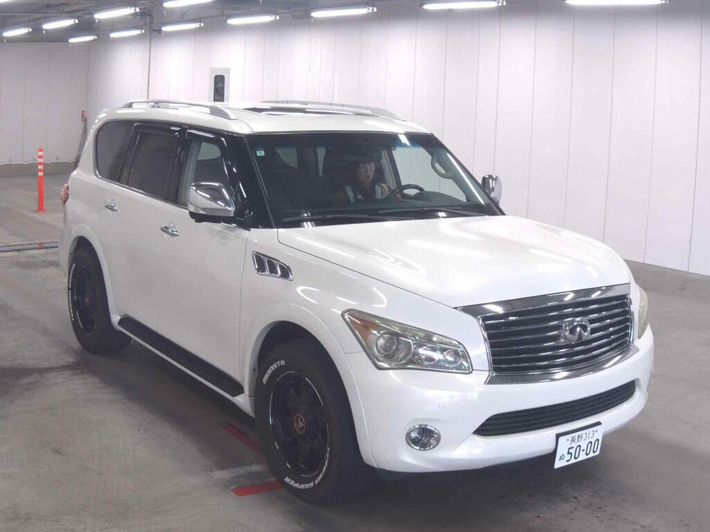 Infiniti QX56 2014 z aukcji japońskiej