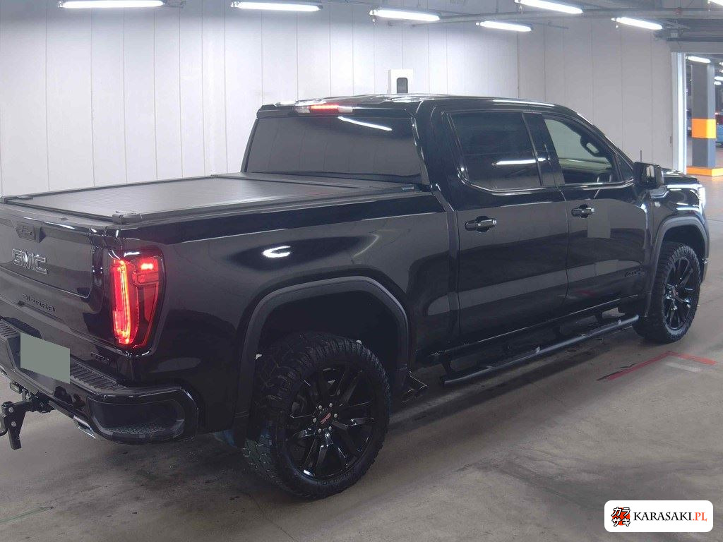 2022 GMC 4