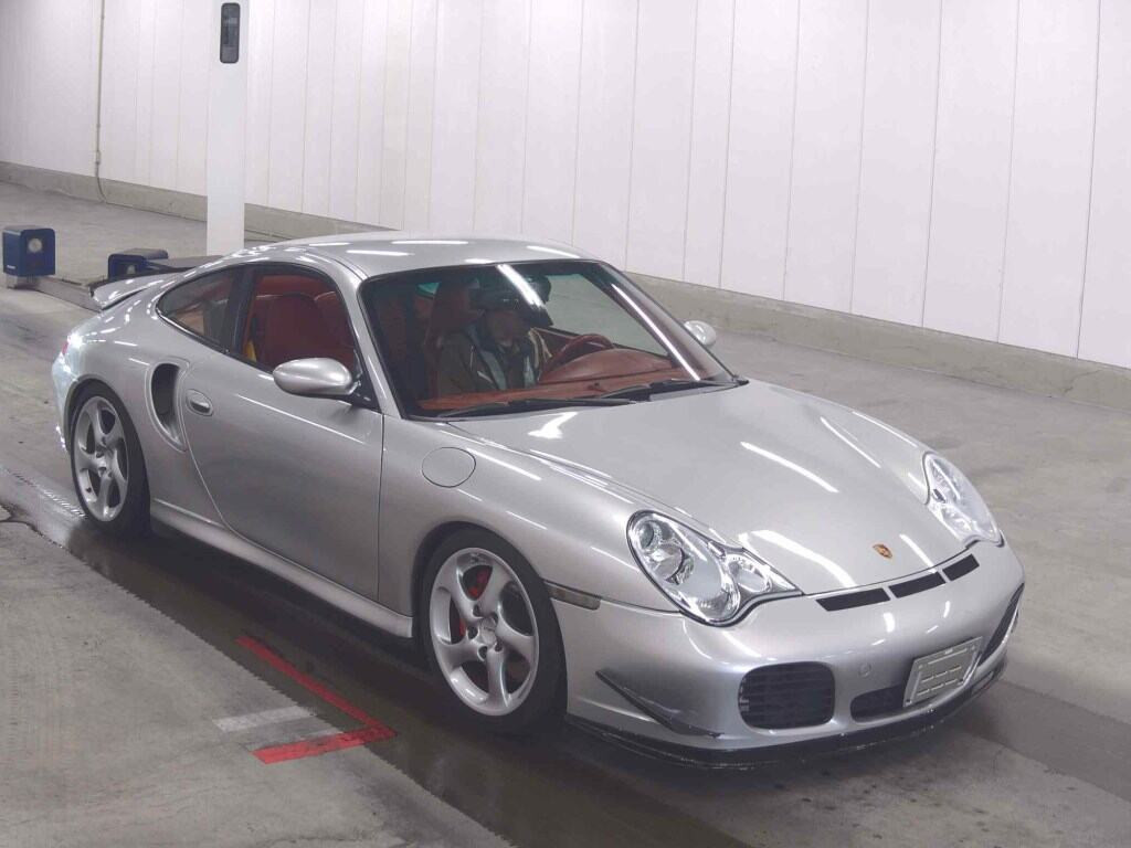 Porsche 911 2003 z aukcji japońskiej