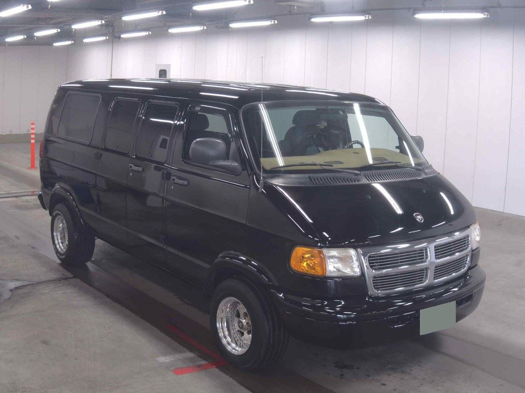 Dodge Ram 2001 z aukcji japońskiej