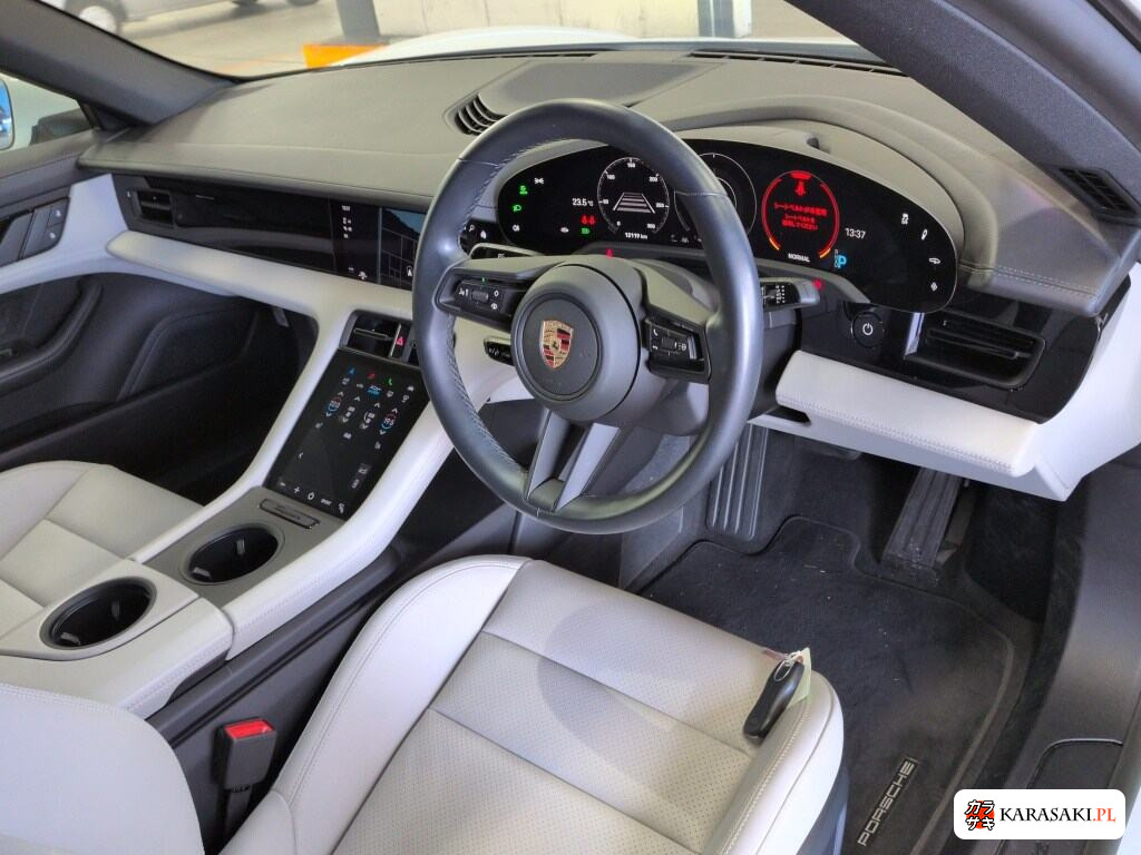 2023 Porsche Taycan 4D Base Grade 5