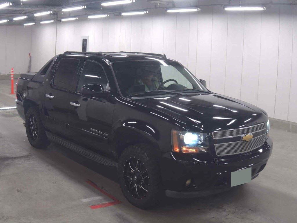 Chevrolet Avalanche 2013 z aukcji japońskiej