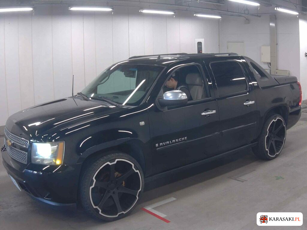 2014 Chevrolet Avalanche 4D 4WD LTZ 3