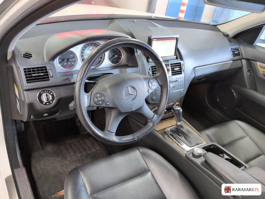 2008 Mercedes-Benz C-Class 4D C250 Avantgarde 5