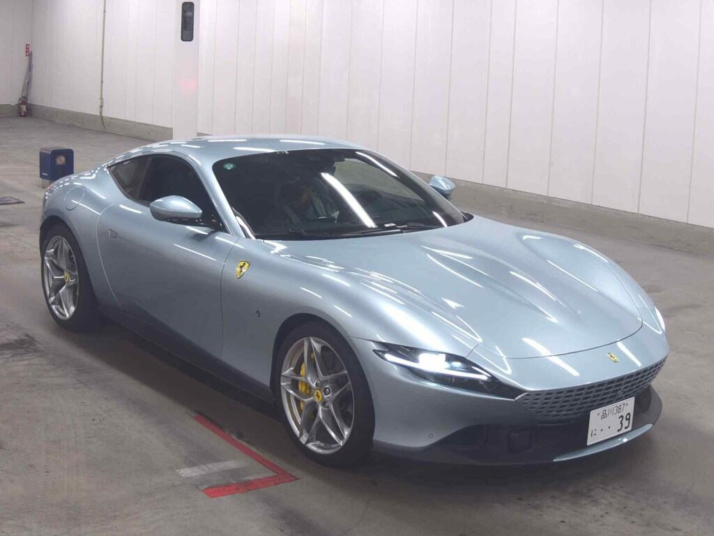 Ferrari Roma 2022 z aukcji japońskiej