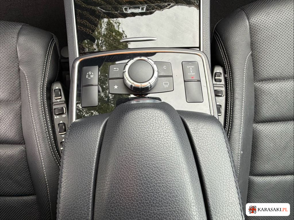 2015 Mercedes-Benz E-Class CP E400 Coupe 11