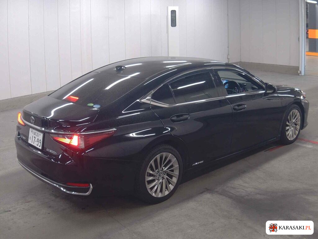 2019 Lexus Es ES300H Version L 4