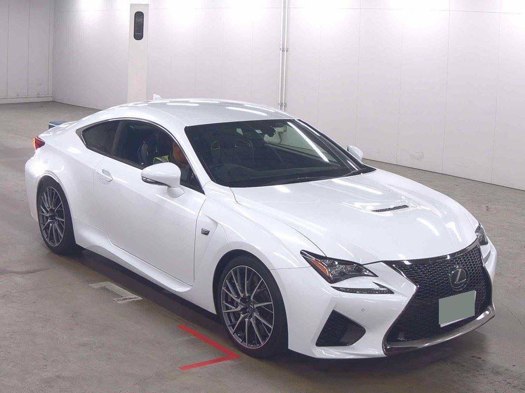 Lexus RC F 2015 z aukcji japońskiej
