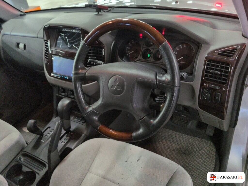 2000 Mitsubishi Pajero 5D 4WD Long Exceed 5