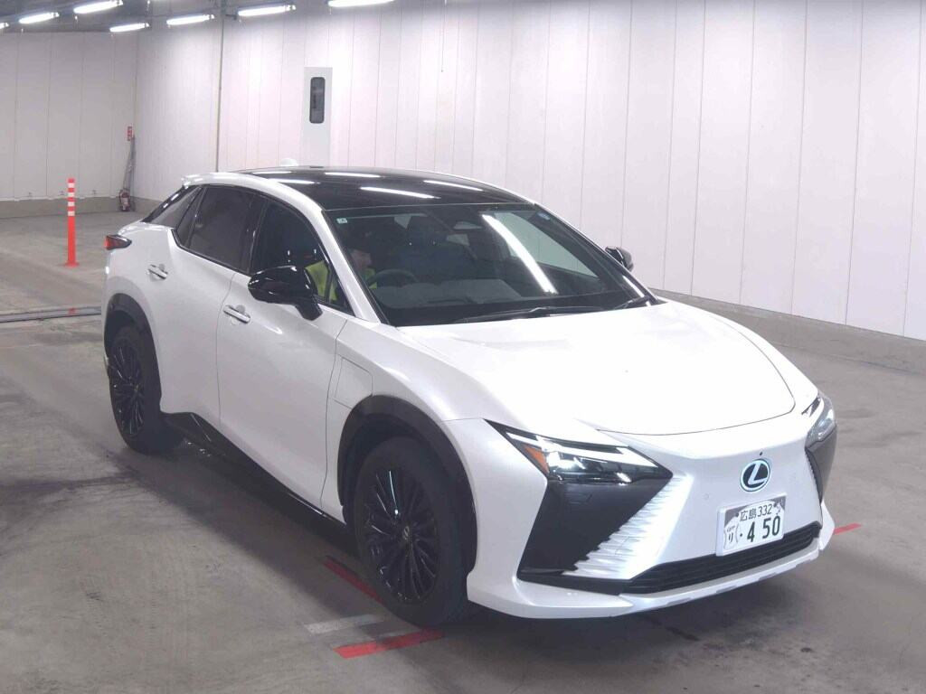 Lexus RZ 2023 z aukcji japońskiej