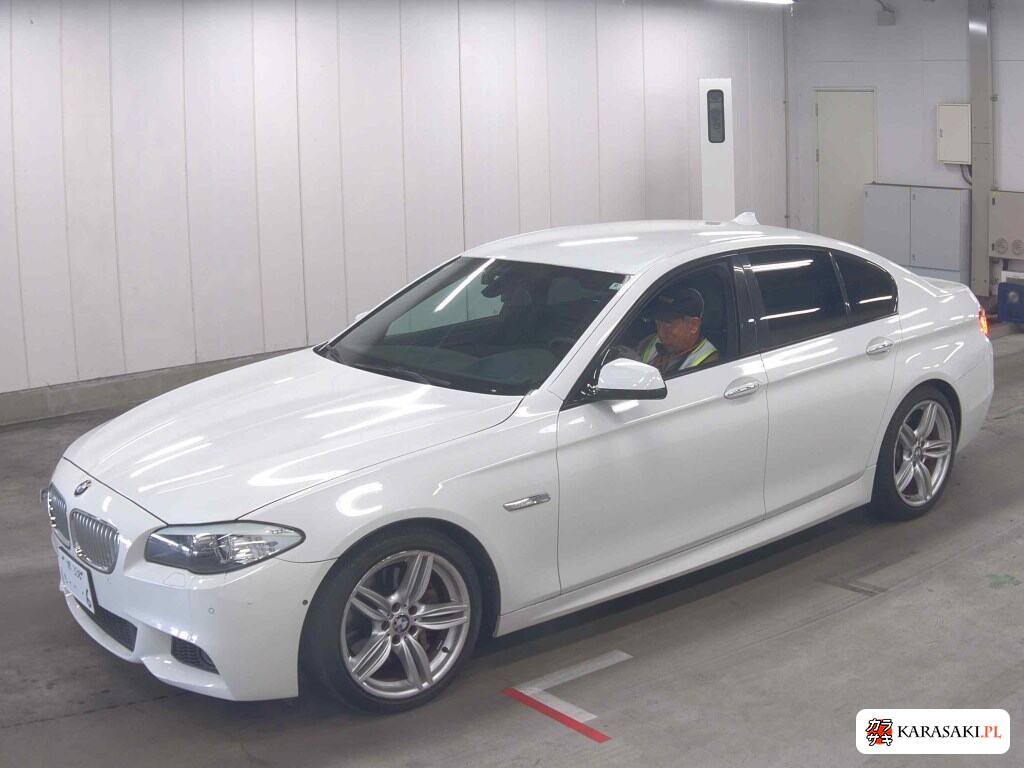 2012 BMW 5 Series 4D 3