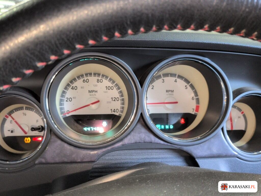 2012 Dodge Challenger CP Se 6