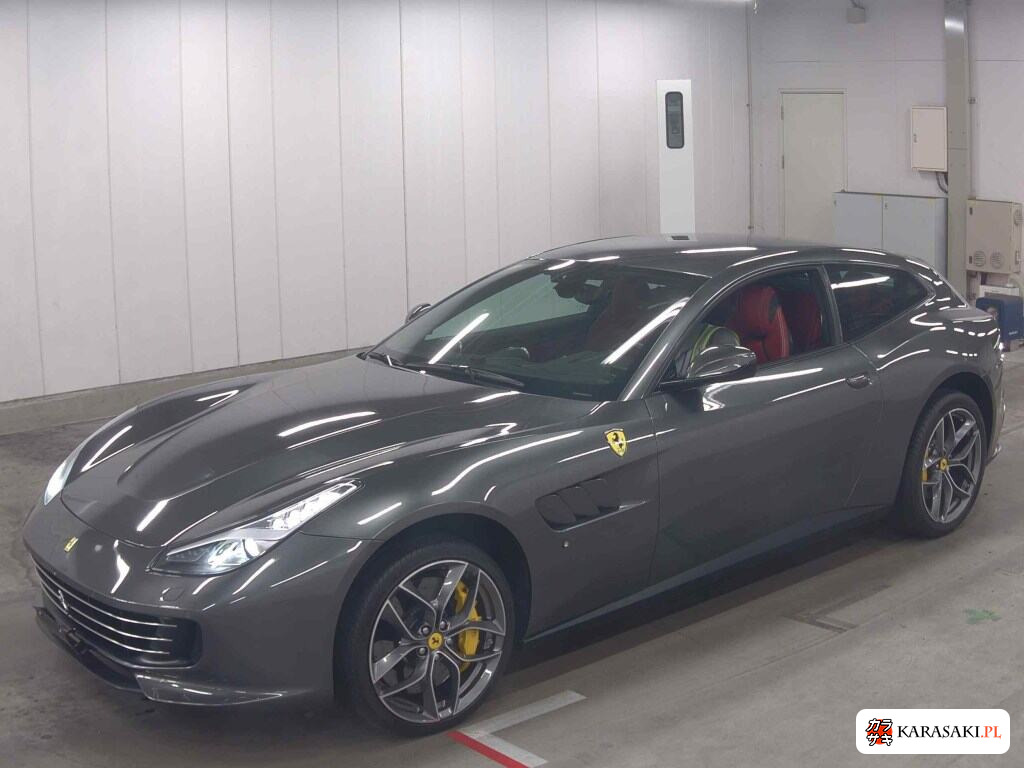 2018 Ferrari GTC4 Lusso T 3