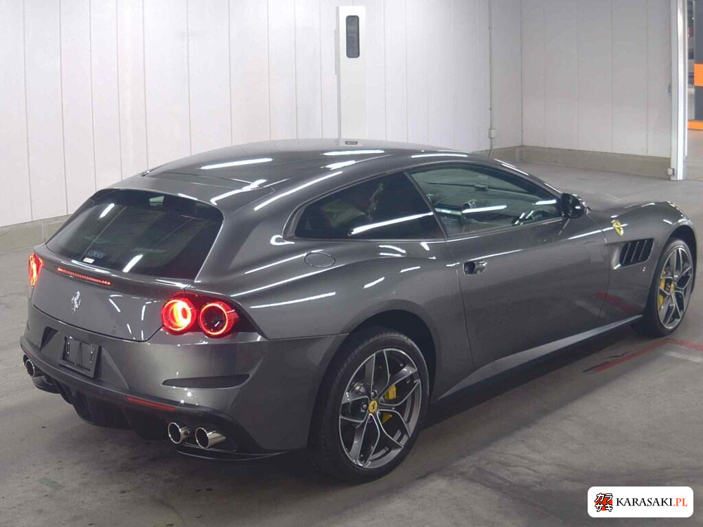 2018 Ferrari GTC4 Lusso T 4
