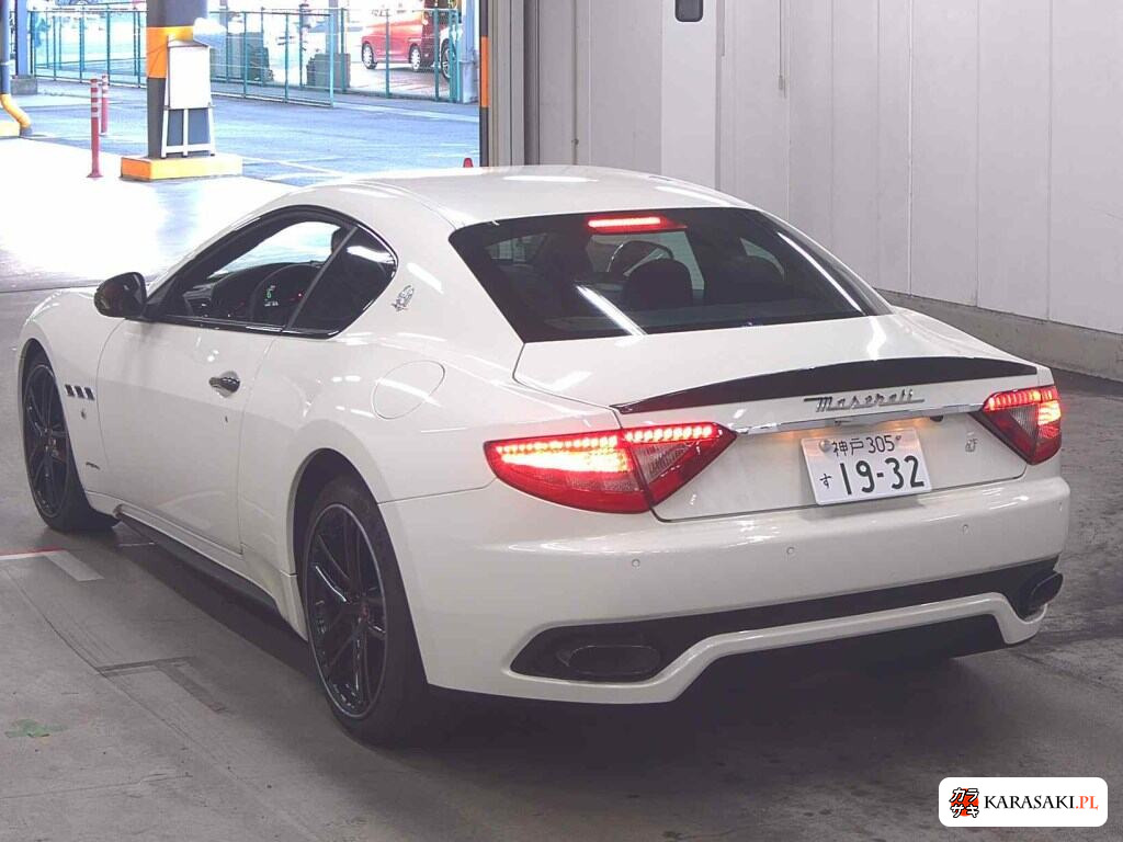 2017 Maserati Granturismo 2