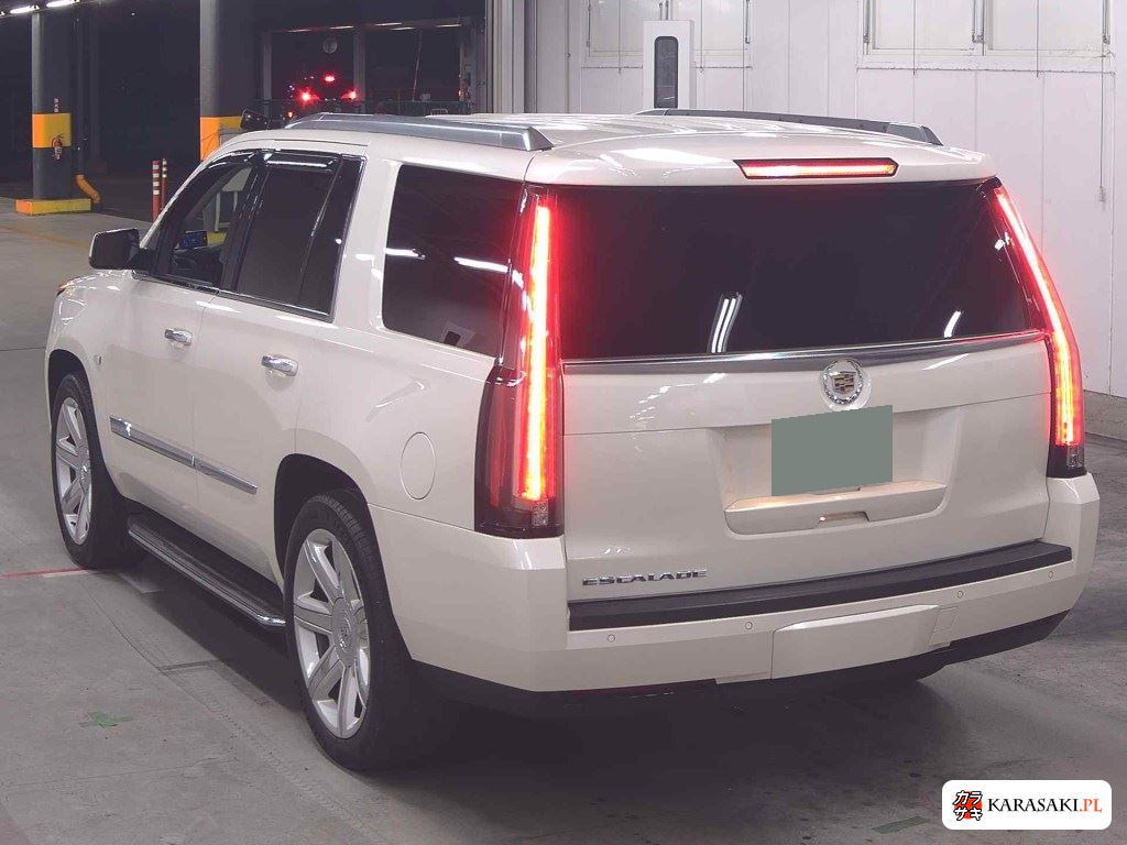 2015 Cadillac Escalade 4WD Luxury 2