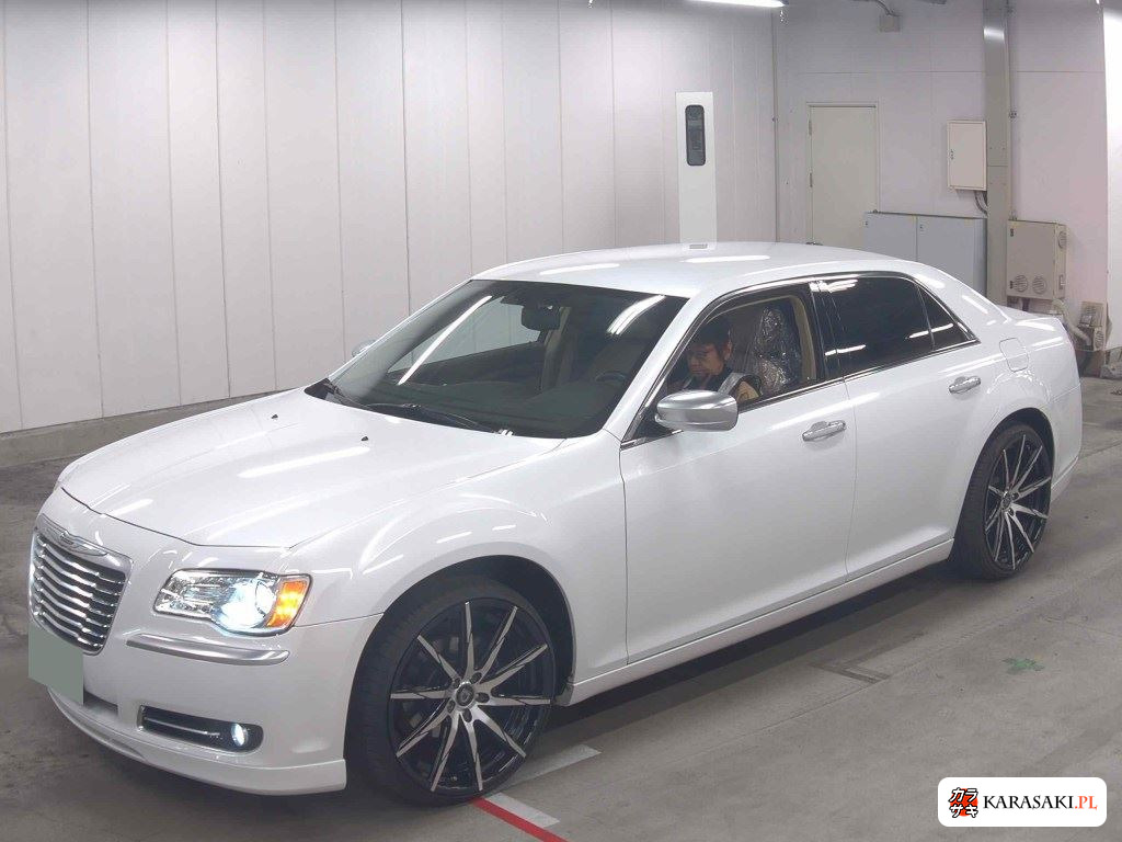 2014 Chrysler 300 3