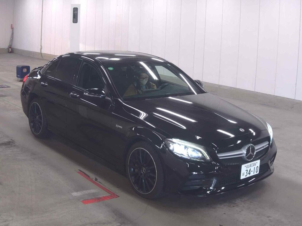 Mercedes-AMG C-Class 2019 z aukcji japońskiej
